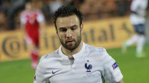 من اللاعب الذي بالصورة من اللاعب الذي بالصورة